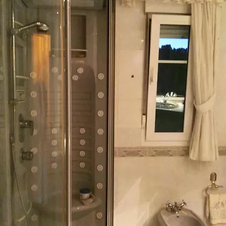 Spacious House With Pool And Garden In Congosto Benalmadena